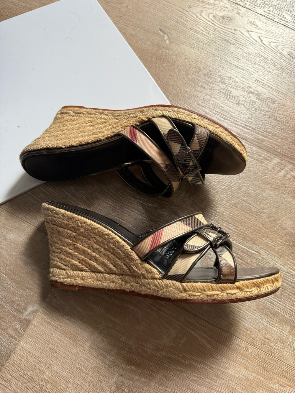 Burberry Nova Check Espadrille Wedge Sandals size 39 - Picture 3 of 6